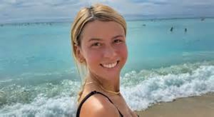 Hailey Welch Fanfix Nude: Exploring the Facts, Debunking Myths, and Understanding the Impact