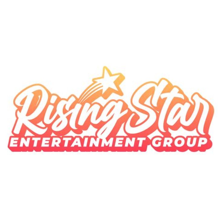 Julianne Mattelig: The Rising Star in the Entertainment Industry