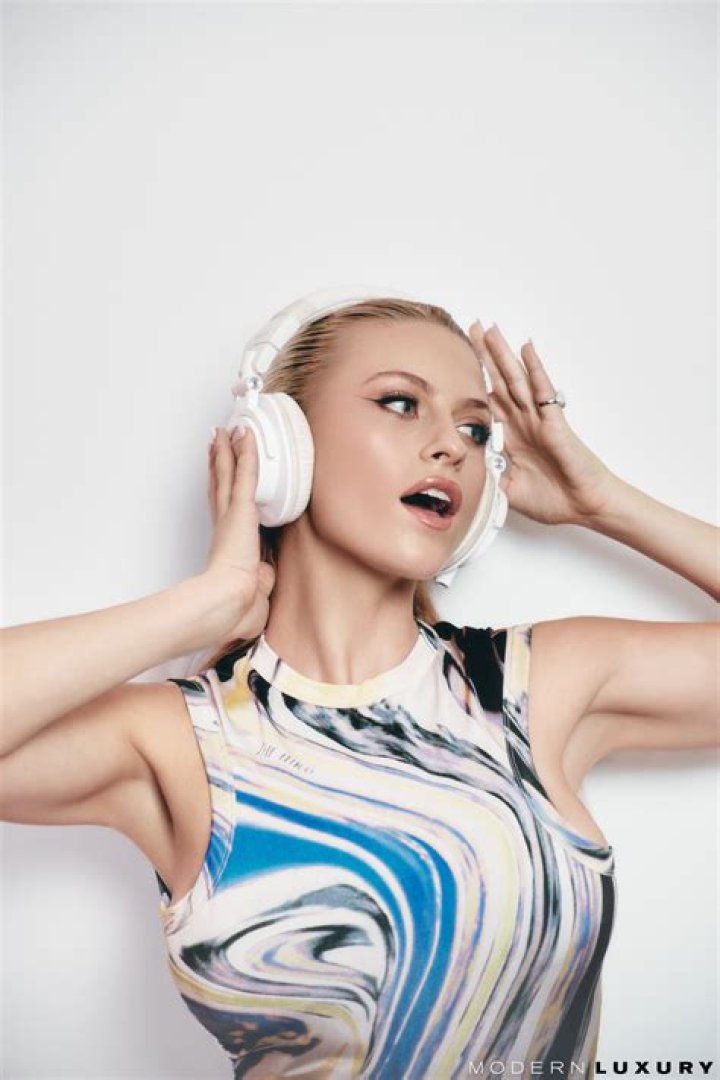 Xandra Pohlexy: The Rising Star in the Fashion Industry